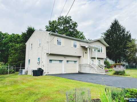 34 Bohnert Place, Waldwick, NJ 07463