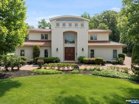 46 Jean Drive, Englewood Cliffs, NJ 07632