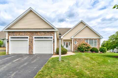 10 Dunrobin Circle, Methuen, MA 01844