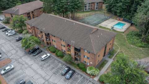 15 Blackstone Drive, Nashua, NH 03063