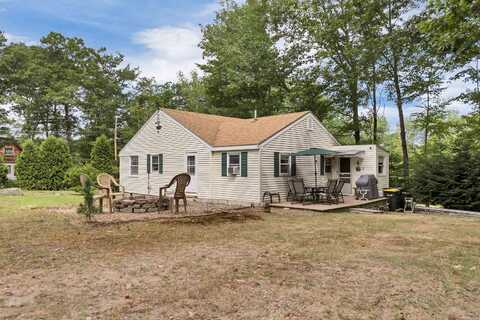 60 Colonial Road, Laconia, NH 03246