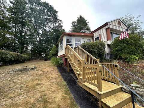 290 Calef Highway, Epping, NH 03042