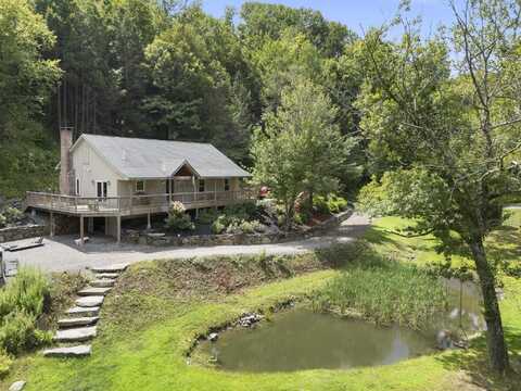 86 Stark Road, Brattleboro, VT 05301
