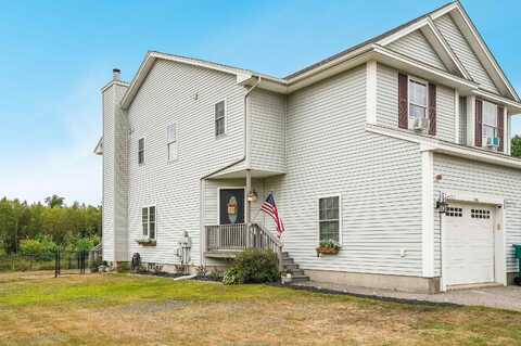 104 Trinity Circle, Rochester, NH 03839