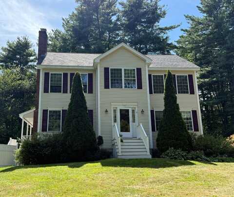 2 Maple Avenue, Hampstead, NH 03841