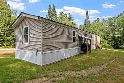 20 Hunt Circle, Corinth, VT 05039