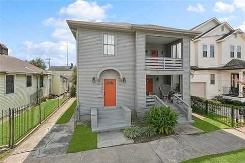8406 HICKORY Street, New Orleans, LA 70118