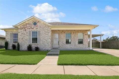 2705 PECAN Drive, Chalmette, LA 70043