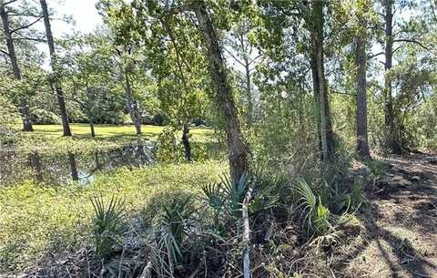 MURIEL Lane, Lacombe, LA 70445