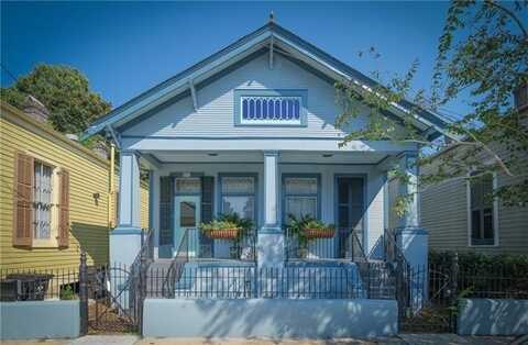 623 LOUISA Street, New Orleans, LA 70117