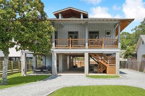238 LAMARQUE Street, Mandeville, LA 70448
