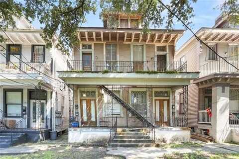 332 S NORMAN C FRANCIS Parkway, New Orleans, LA 70119