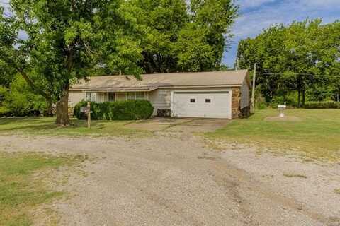 15333 E Colt Drive, Claremore, OK 74017