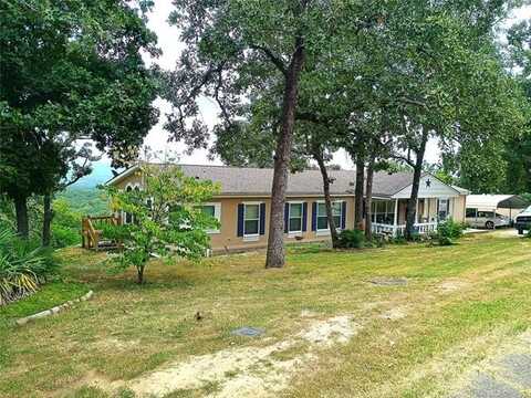 400 Dogwood Street, Gore, OK 74435