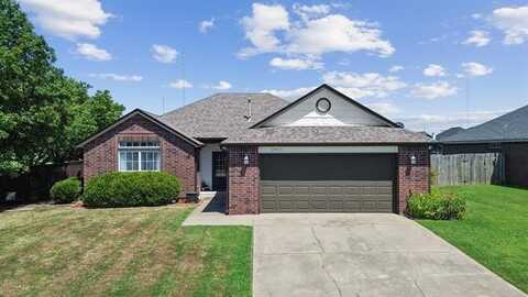 27419 E 112th Street S, Coweta, OK 74429