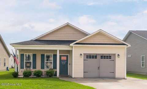 307 E Hargett Street, Richlands, NC 28574
