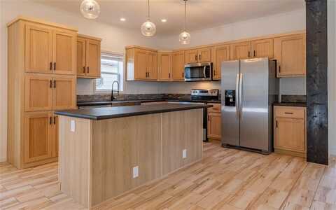 1628 Hayes Ave, Meeteetse, WY 82433