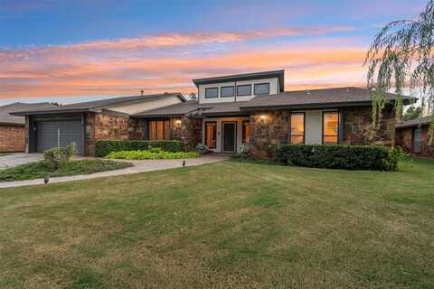 6108 Inland Road, Warr Acres, OK 73132