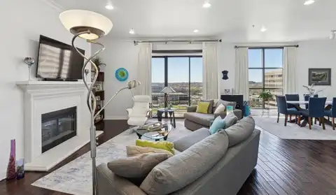 330 Las Colinas Boulevard E, Irving, TX 75039