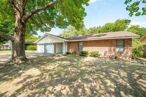 256 Davis Avenue, Stephenville, TX 76401