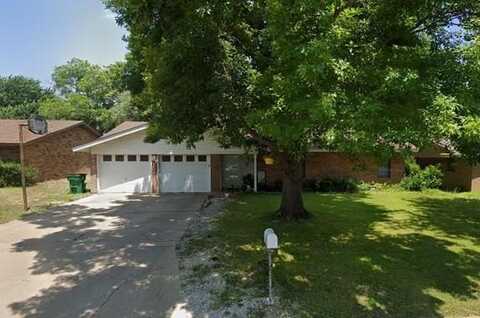 256 Davis Avenue, Stephenville, TX 76401