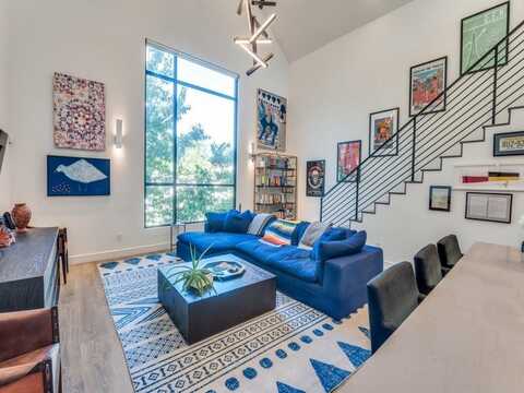 3880 Munger Avenue, Dallas, TX 75204