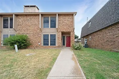 2205 Chase Court, Dalworthington Gardens, TX 76013