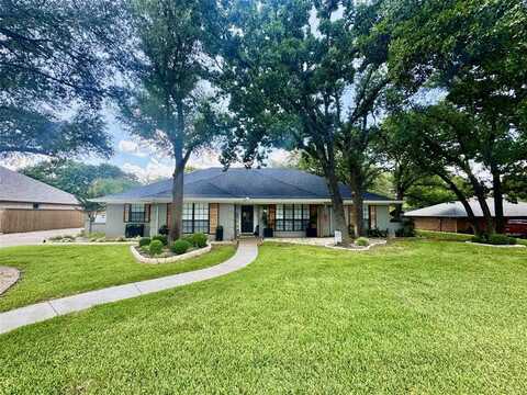 8502 Auburn Court, Granbury, TX 76049