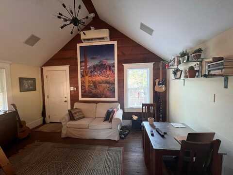 2211 Lincoln Avenue, Fort Worth, TX 76164