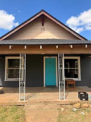 305 Easton Street, Breckenridge, TX 76424