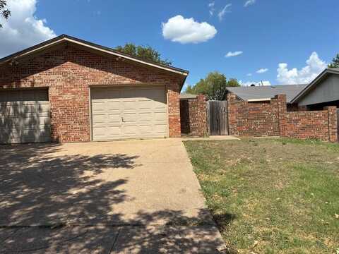 10252 Maverick Drive, Fort Worth, TX 76108