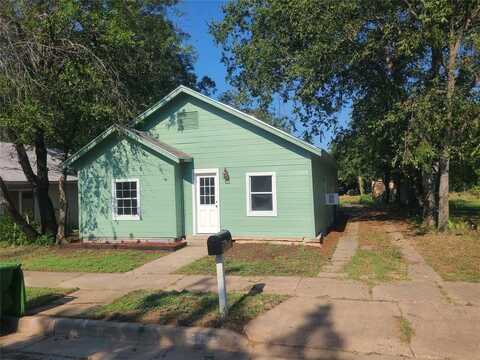 1104 7th Avenue, Mineral Wells, TX 76067
