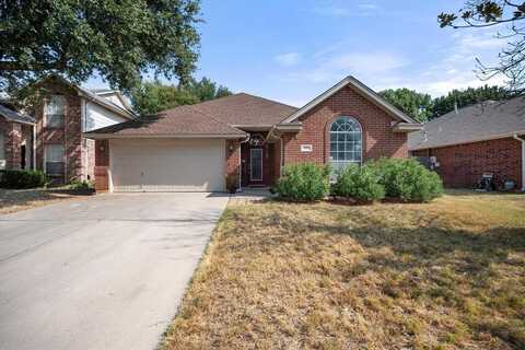 9081 Stillwater Trail, Fort Worth, TX 76118