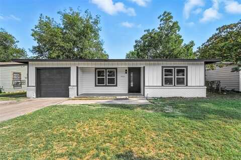 4413 Quails Lane, Fort Worth, TX 76119