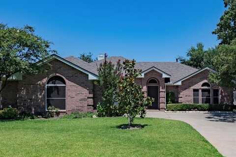1261 Stonehill Court, Kennedale, TX 76060