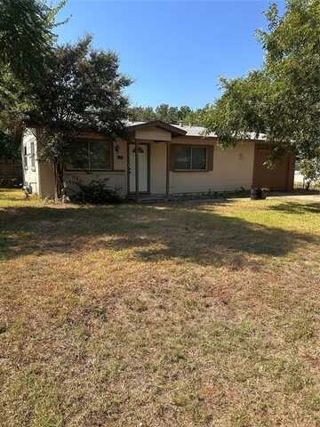761 Thomas Avenue, Hurst, TX 76053