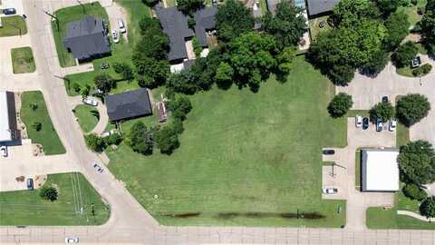 913 S Clay Street, Ennis, TX 75119