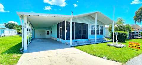 6226 Red Feather Drive, Zephyrhills, FL 33542