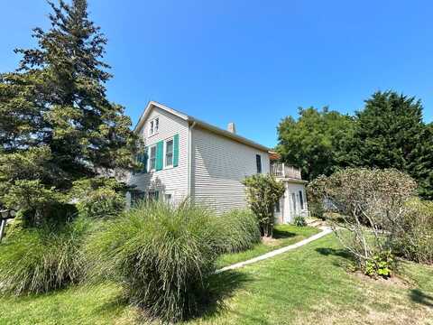 57 JERMAIN AVE, Sag Harbor, NY 11963