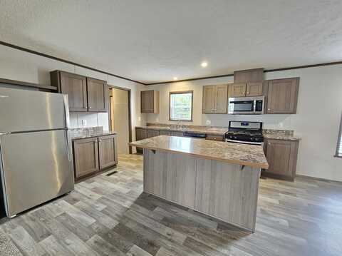 201 Birch, Highland, MI 48357