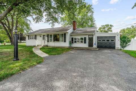 2 Iroquois Street, Rotterdam, NY 12150