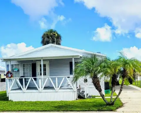 68 Andrews St., Port Orange, FL 32127