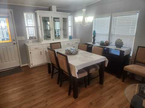 5200 28th Street North, Saint Petersburg, FL 33714