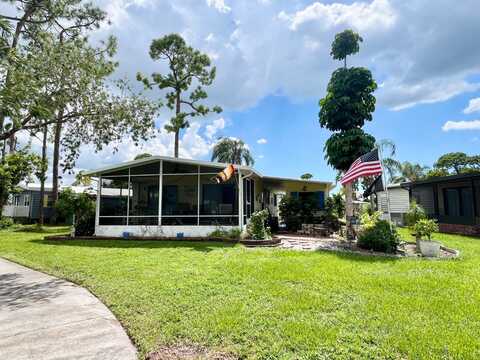19416 Bermuda Ct, North Fort Myers, FL 33903