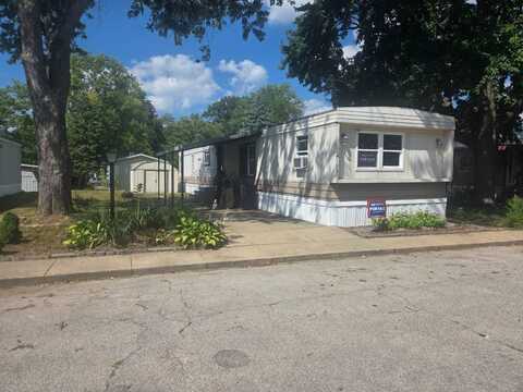109 Poplar Dr, Morton, IL 61550