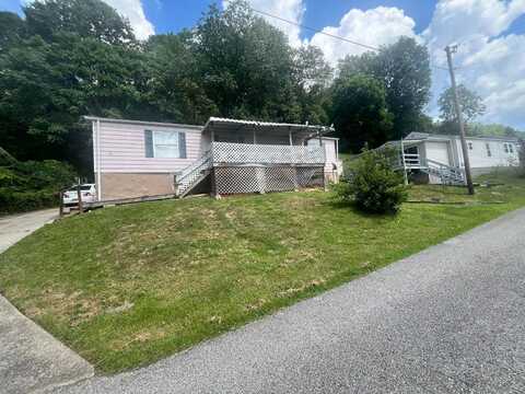 18 Rollens Street, Bancroft, WV 26104