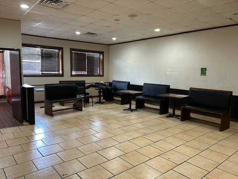6353 Navy Rd, Millington, TN 38053