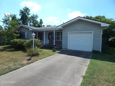 2804 Massachusetts Avenue, Joplin, MO 64804