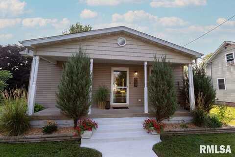 508 N STATE Street, Roanoke, IL 61561