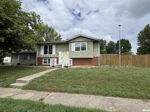 2901 Lyn Street, Springfield, IL 62702